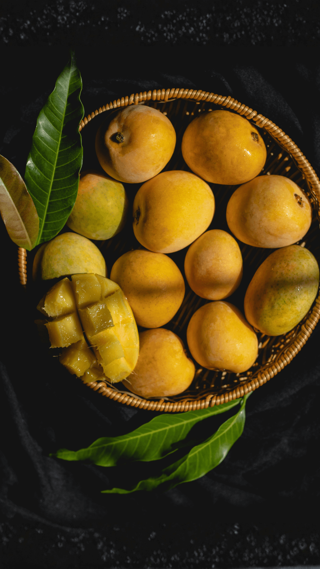 mangolong Divi Engine Football game